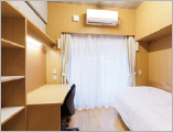 部屋全景