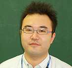 進藤　哲也