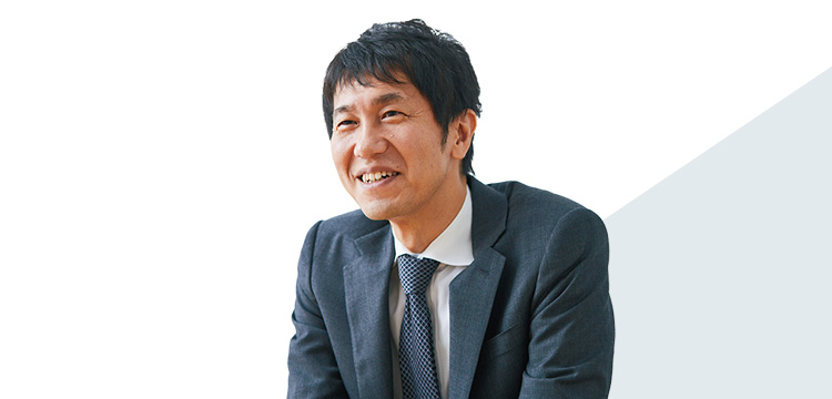 生徒と「とことん」向き合う講師
