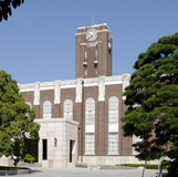 京都大学