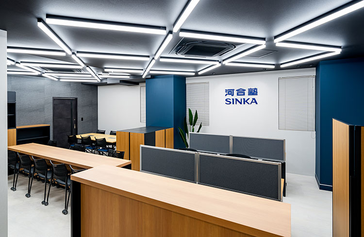 エントランス・教務窓口