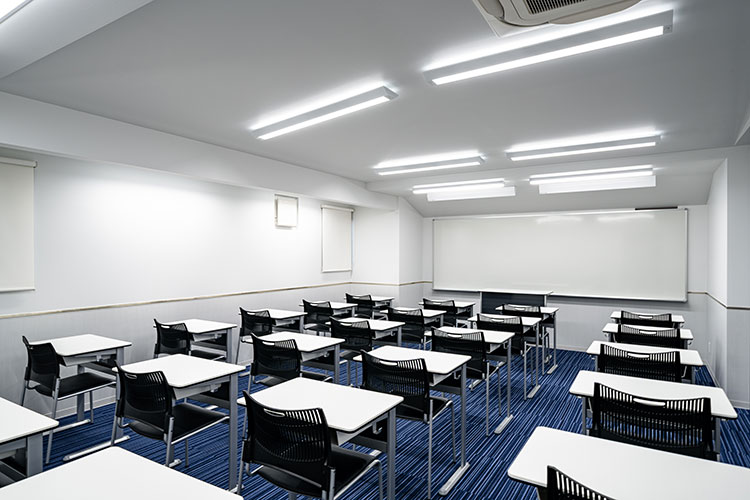 教室「CLASSROOM」（3教室）